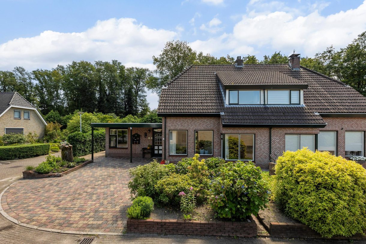Te koop: Foto Woonhuis aan de Tarweakker 1 in Wezep