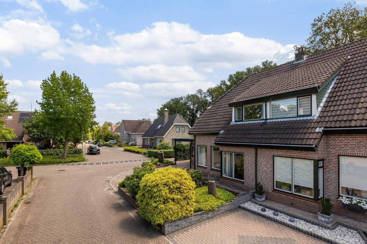 Te koop: Foto Woonhuis aan de Tarweakker 1 in Wezep