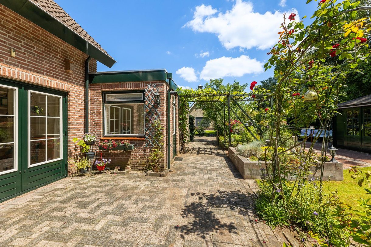 Te koop: Foto Woonhuis aan de Tarweakker 1 in Wezep