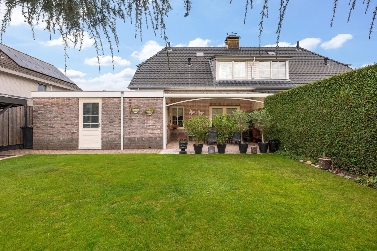 Te koop: Foto Woonhuis aan de Abraham Kuyperhof 18 in Wezep