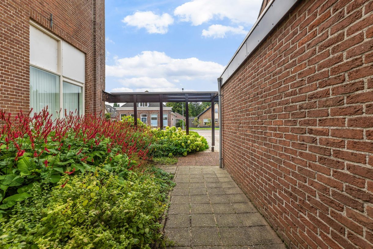 Te koop: Foto Woonhuis aan de Zuiderzeestraatweg 490 in Wezep
