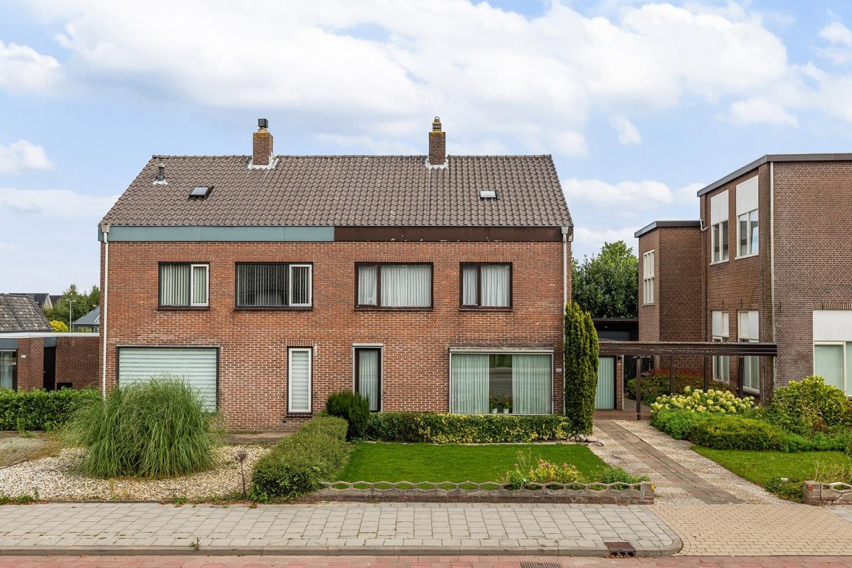 Te koop: Foto Woonhuis aan de Zuiderzeestraatweg 490 in Wezep