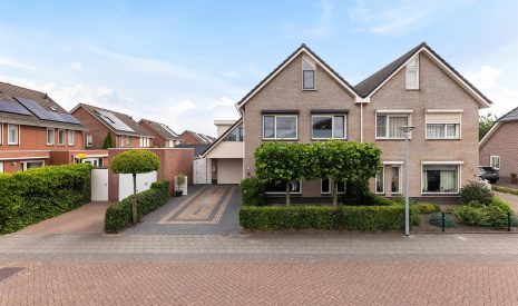 koop  Wezep  Beelhof 2 – Hoofdfoto