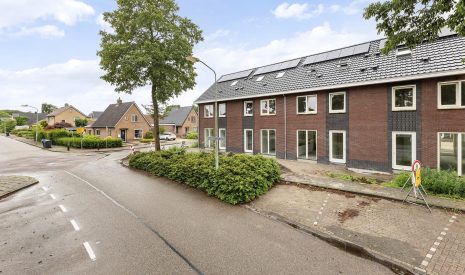 Te koop: Foto Woonhuis aan de Hortensiastraat 10B in Wezep