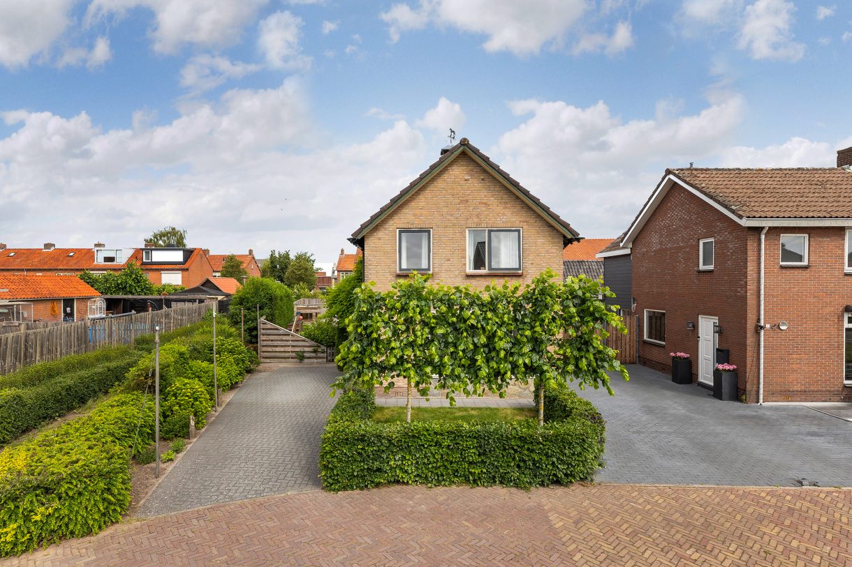 Te koop: Foto Woonhuis aan de Sneeuwbesstraat 9 in Wezep