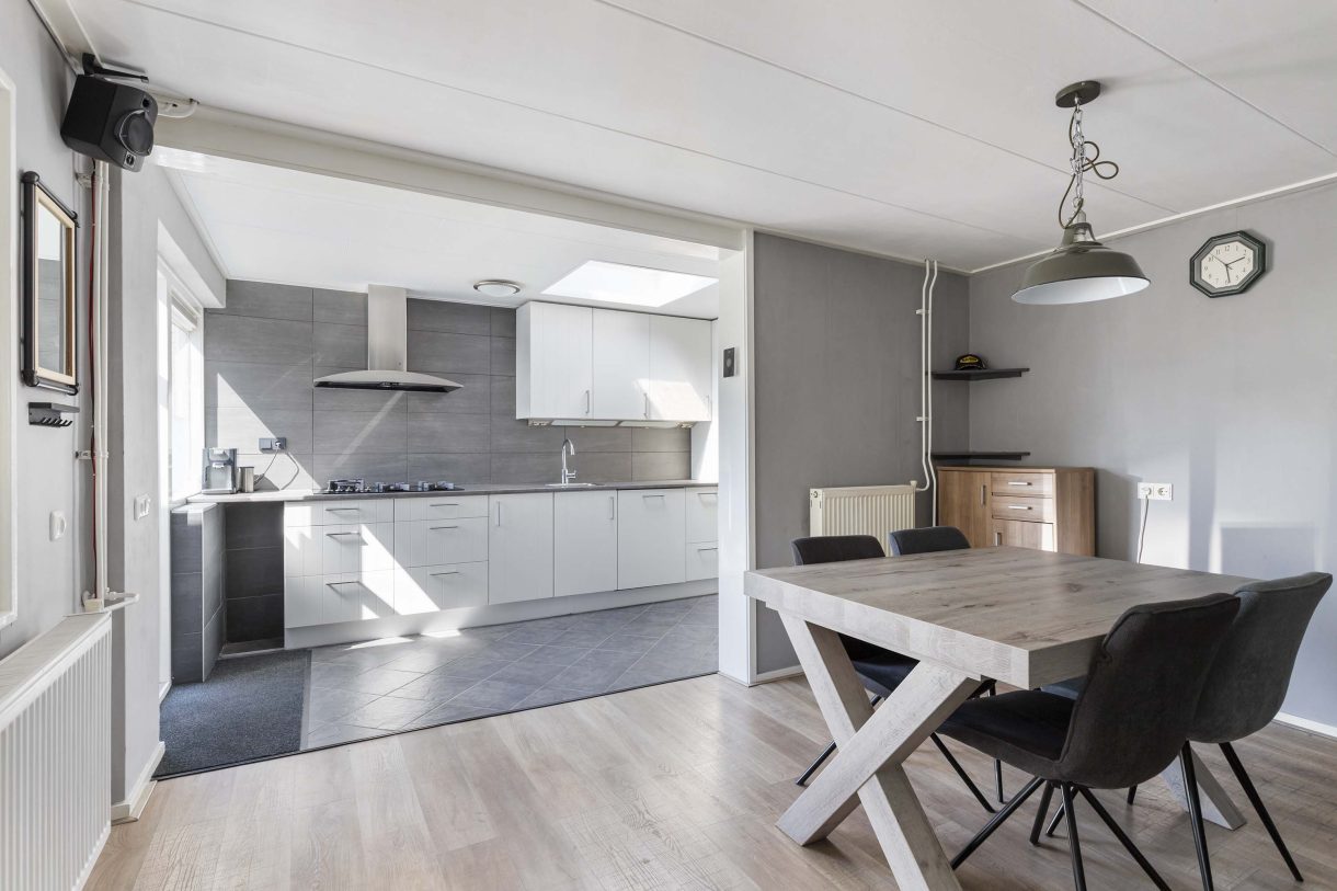 Te koop: Foto Woonhuis aan de Kerkweg 52 in Wezep