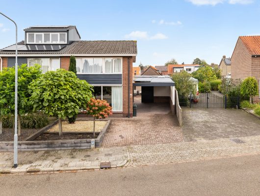 Hoofdfoto van Wezep Azaleastraat 17