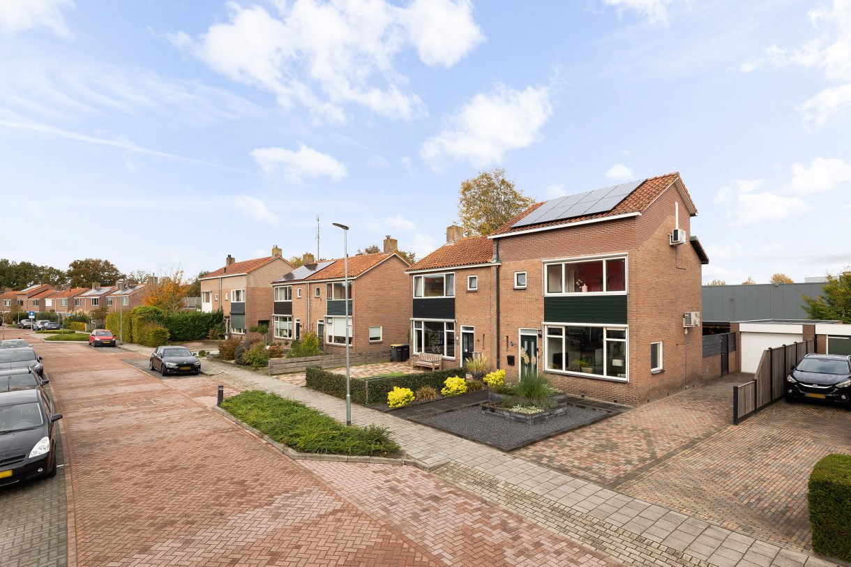 Te koop: Foto Woonhuis aan de Leliestraat 35 in Hattem
